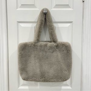Fluffy Tote Bag in Grey (H&M)
